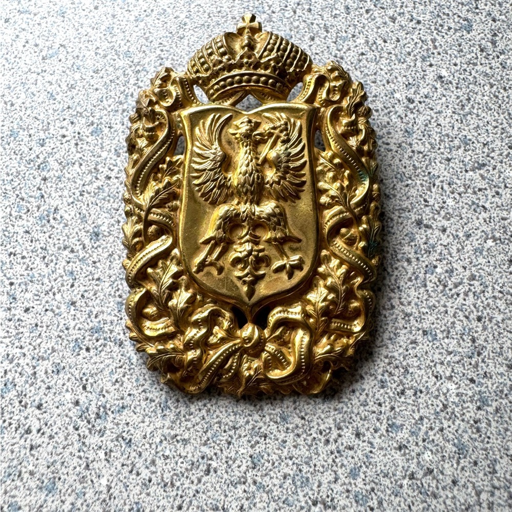 Miriam Haskell Gold coat of arms vintage 1960s brooch jewelry pin shield 50s - Picture 15 of 15